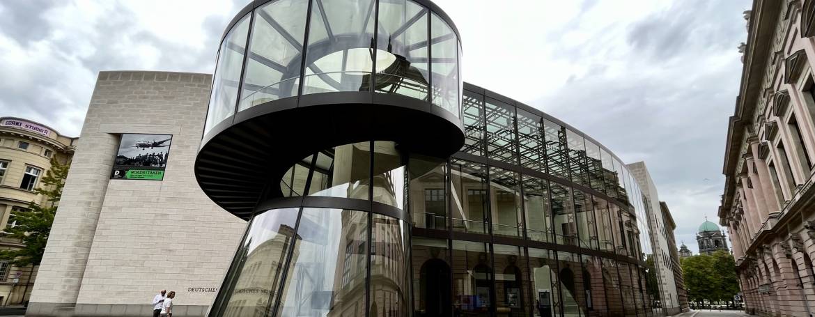 A Walk in Reverse: On Choice, Consequence and Historic Possibility